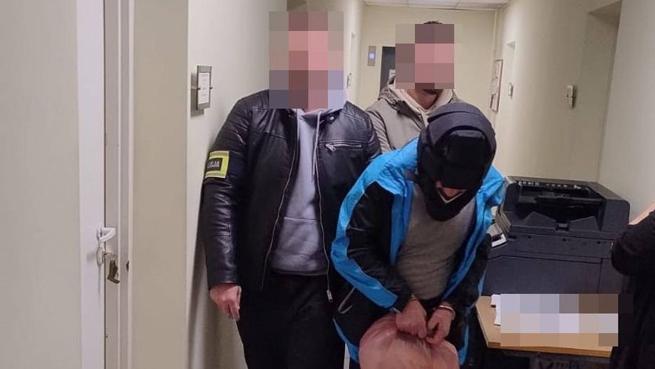 Mężczyzna ugryzł policjanta