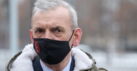 Powrót do szkół. Kiedy będą szczepieni nauczyciele? Broniarz rozwiewa wątpliwości
