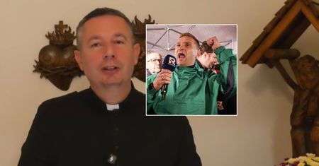 Ksiądz Daniel Wachowiak zabrał głos ws. kryzysu wokół TK. Zganił rząd