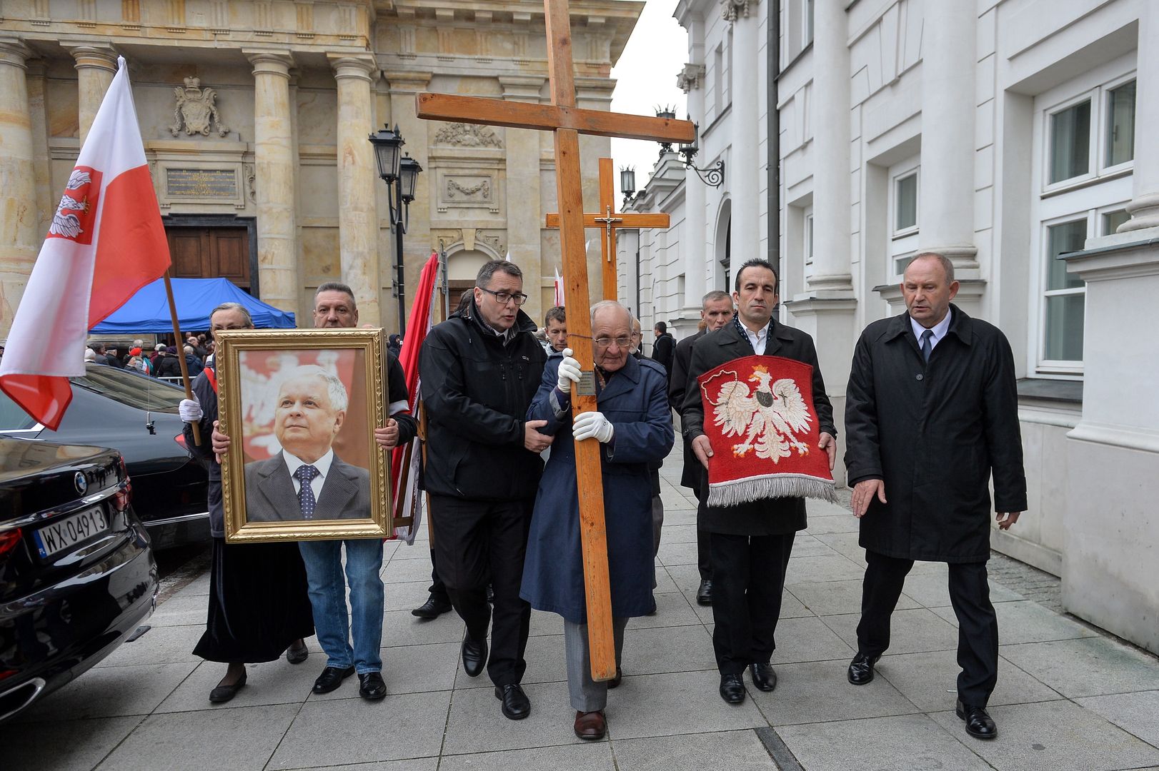 Warszawa. Nie żyje Stanisław Krzyżek. Bohater smoleńskich modlitw pod Pałacem Prezydenckim