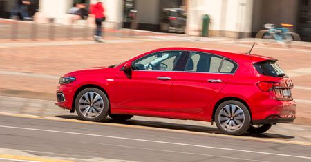 Fiat Tipo taniej o 10 tys. zł, Alfa Romeo Giulia o 64 tys. zł! Takie rabaty jeszcze tylko przez tydzień