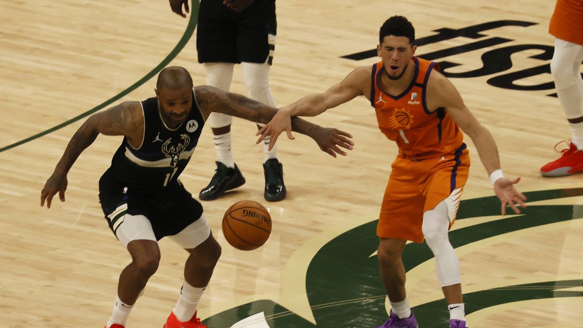 PAP/EPA / Na zdjęciu: Devin Booker