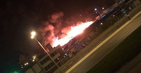 Wielki pożar targu przy ul. Ruskiej w Lublinie. Wszystkie stoiska spłonęły
