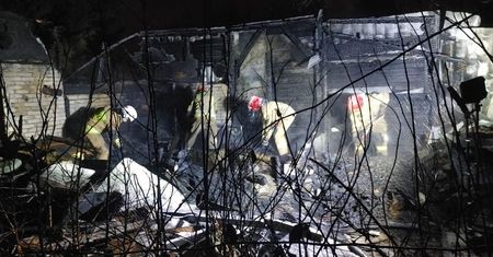 Tragedia w Szczytnie. Strażacy odkryli dwa ciała