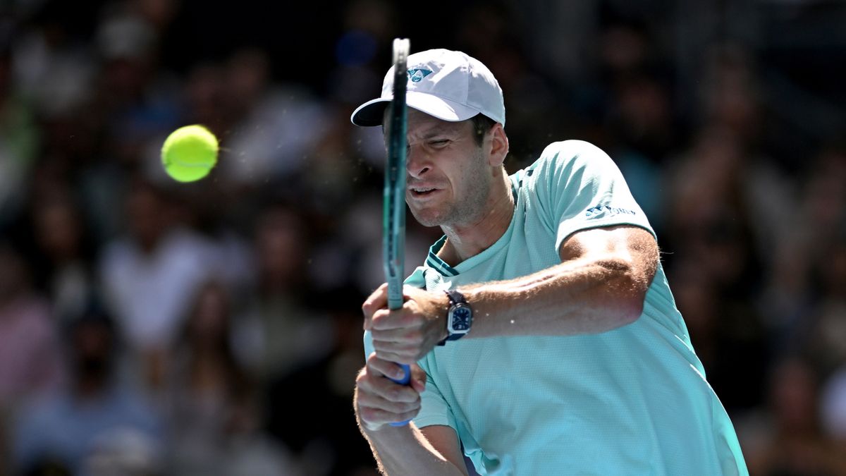 PAP/EPA / Lukas Coch / Na zdjęciu: Hubert Hurkacz