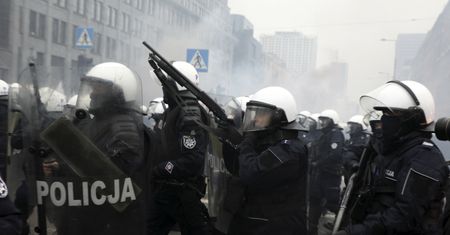 Policja będzie używać sygnałów świetlnych? Jest projekt zmian
