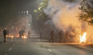 Atak na funkcjonariuszy przy Uniwersytecie Arystotelesa. 313 osób zatrzymanych