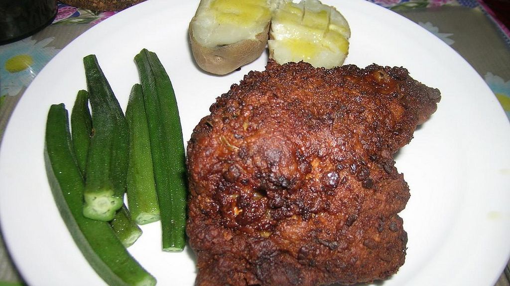 Kurczak smażony w rzadkim cieśce (mięso ciemne i skóra)