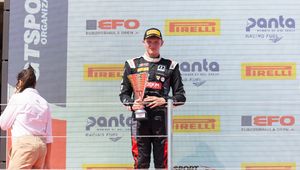 Młody Polak znów na podium na zapleczu F1. Do zwycięstwa zabrakło 0,887 s