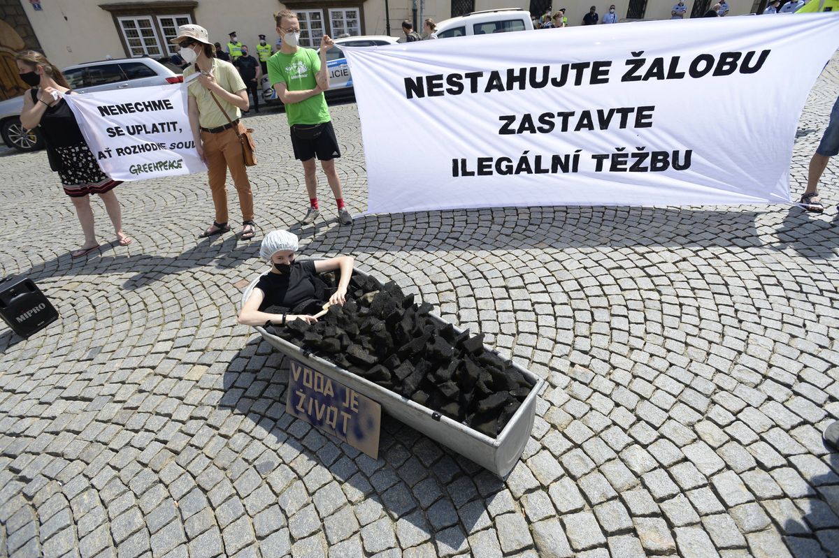Czeski protest przeciw działalności kopalni w Turowie 
