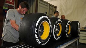 Pirelli po treningach w Chinach