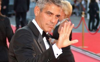 Posiadłość Clooneya pod wodą. Zniszczenia są spore