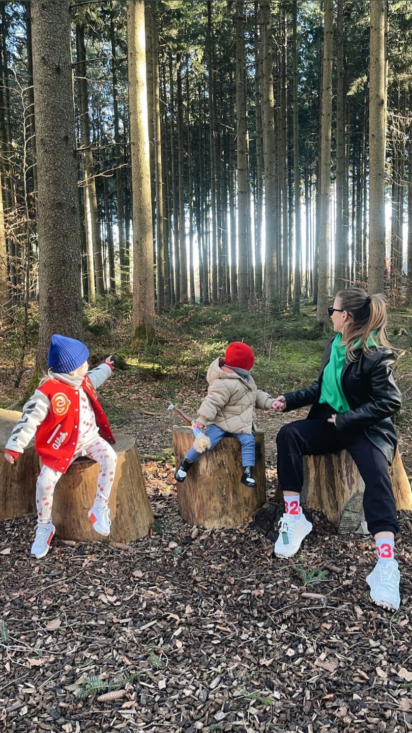 Anna Lewandowska z córkami