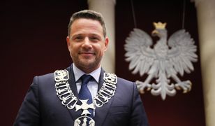 Trzaskowski zakazuje symboli religijnych w urzędzie miasta. Oburzenie w środowisku PiS