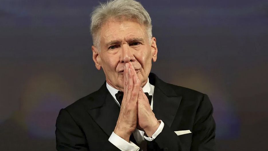 Wzruszony Harrison Ford podczas projekcji filmu w Cannes