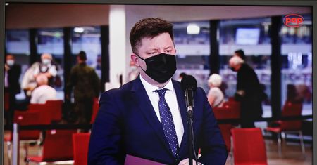 "Błąd systemu". Zapisy na szczepienia pełne chaosu. Strona została wyłączona