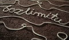 Problemy ze sznurówkami i pocałunkiem w reklamach „pierwszego prawdziwego no limit” w Heyah (wideo)