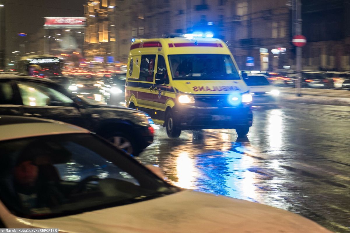 Pijany kierowca pędził za karetką przez centrum Szczecina