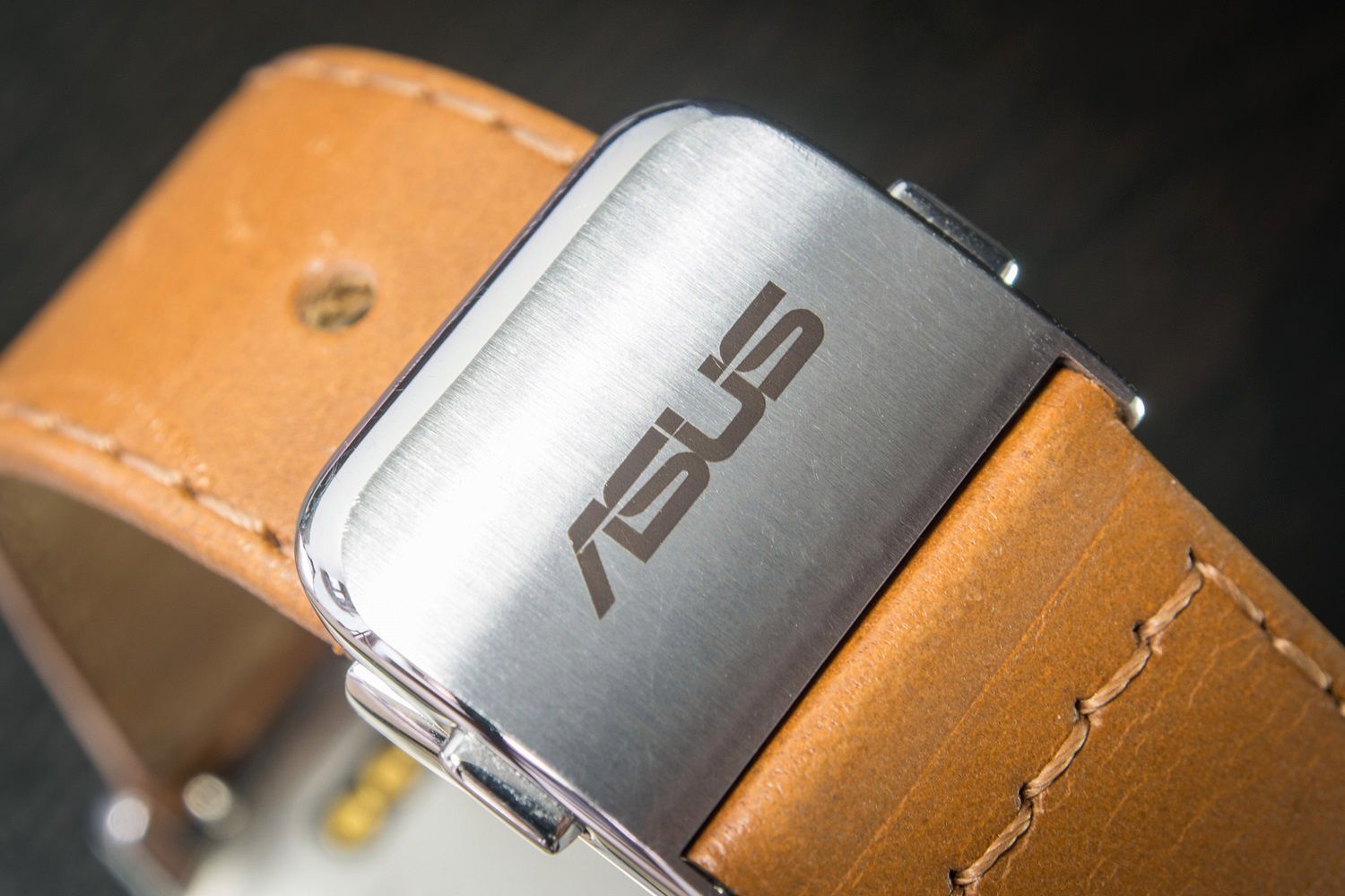 ASUS ZenWatch – test smartzegarka, który zachwycił mimo prostokątnej koperty 4