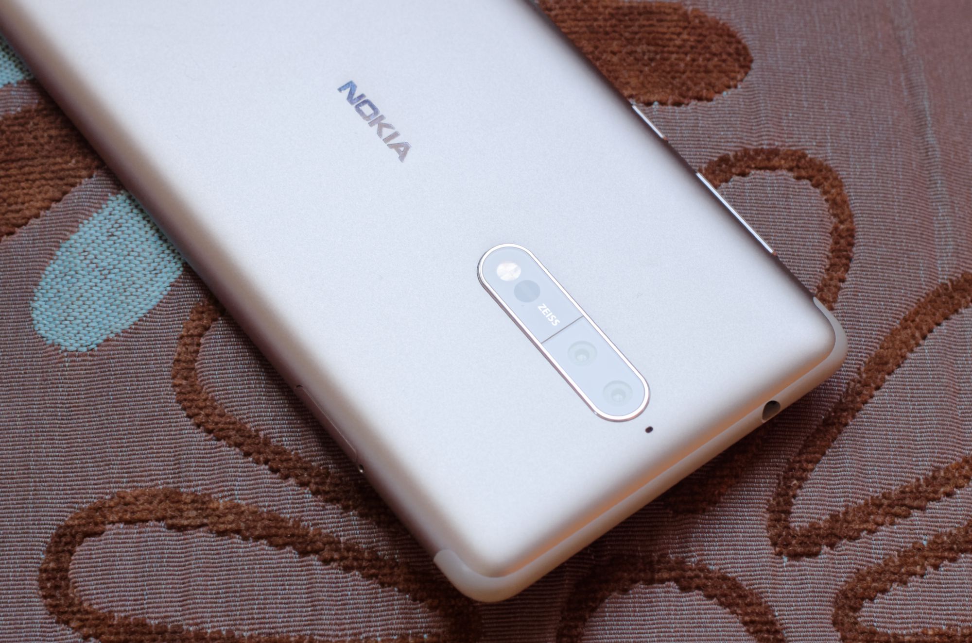 Test Nokii 8 – próba powrotu na najwyższą smartfonową półkę. Udana? 14