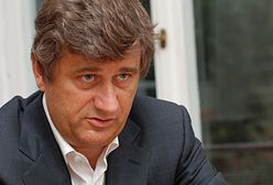 Palikot miał stłuczkę; wjechał w budkę strażnika