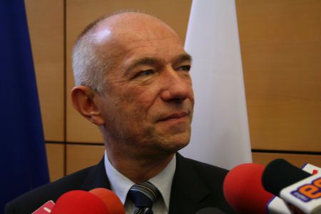 Minister prosi o spis aresztowanych