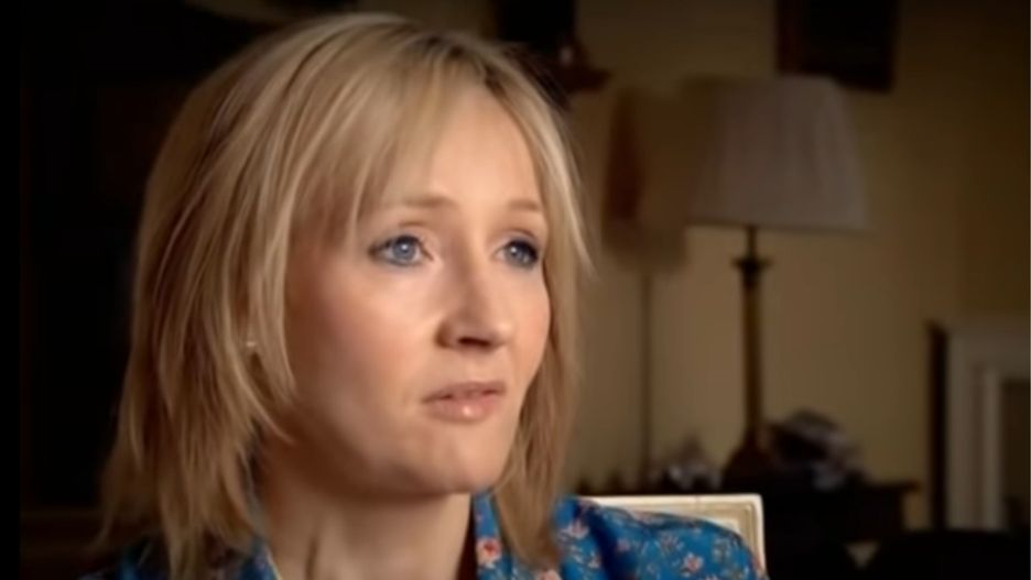 J. K. Rowling odpowiada "Szczęśliwa rodzina" na pytanie o marzenia. Kadr z filmu dokumentalnego Jamesa Runcia