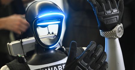Robot w parlamencie. Kancelaria Sejmu zabiera głos