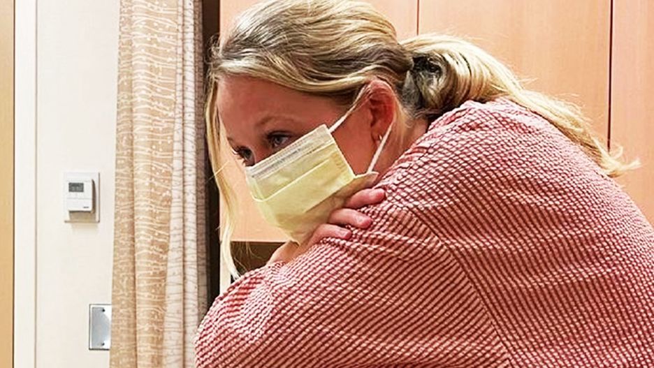 Miranda McKeon ma raka piersi. Dokumentuje swoją chemioterapię