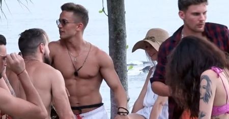 Łukasz "lepkie rączki". Niestosowne zachowanie uczestnika "Hotelu Paradise"