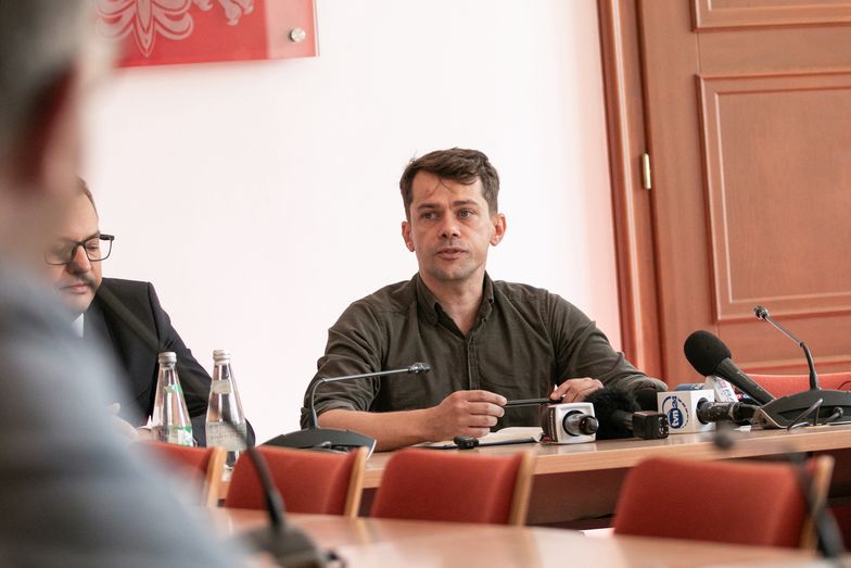 Wrocław, 20.09.2024. Wiceminister rolnictwa i rozwoju wsi Michał Kołodziejczak podczas odprawy służb podlegających resortowi rolnictwa i rozwoju wsi, 20 bm. we Wrocławiu. (sko) PAP/Krzysztof Ćwik