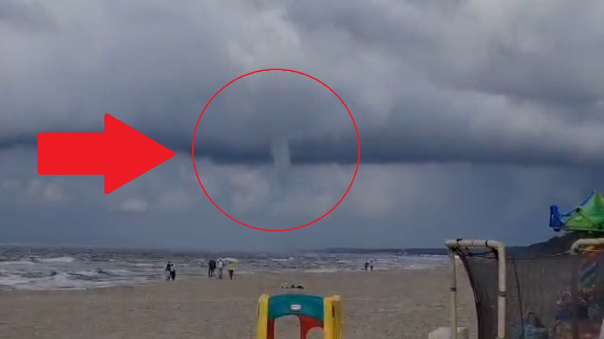 Trąba wodna nad Bałtykiem. Zobacz niezwykłe nagranie 1