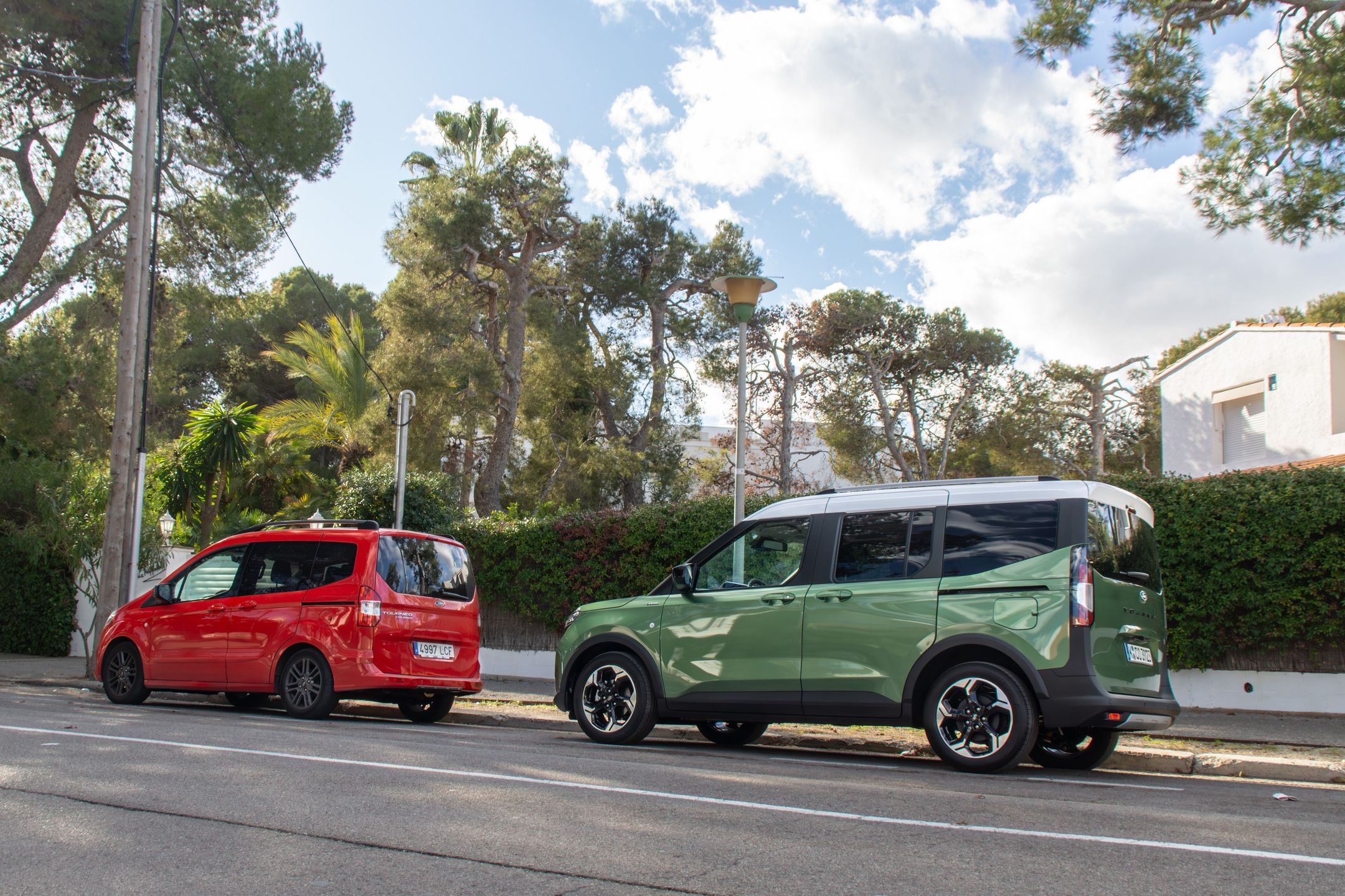 Ford Tourneo i Transit Courier 2024