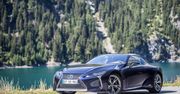 Sprawdzian gran turismo: Lexus LC500h na Przełęczy Splügen