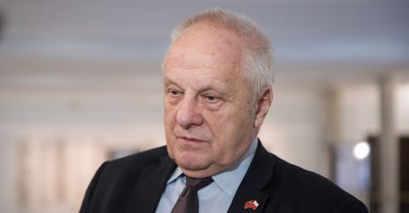 Stefan Niesiołowski apeluje do kolegów z opozycji. Polityk ostrzega ich