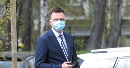 Koronawirus w Polsce i wybory prezydenckie 2020. Zniżki dla WOT. Szymon Hołownia: ustawka
