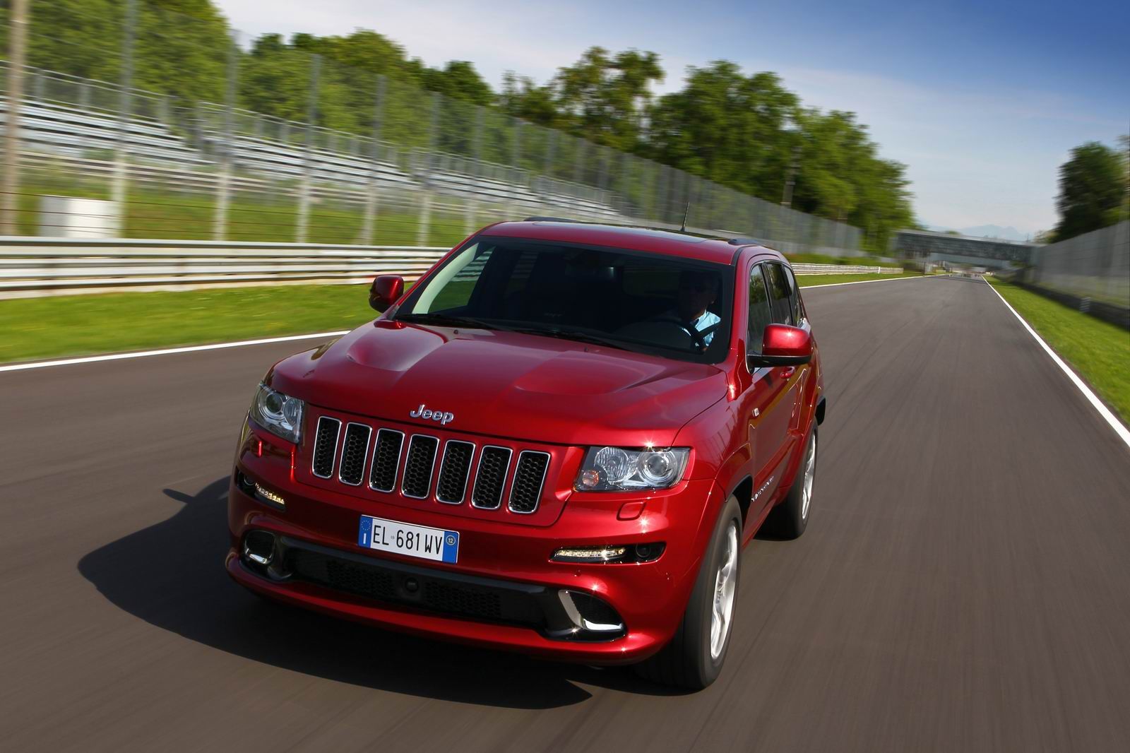 Jeep Grand Cherokee SRT