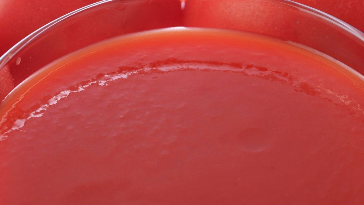 Sok pomidorowy pomaga obniżyć cholesterol
