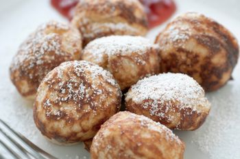 Duńczycy zajadają się przez cały adwent. Są pulchne i miękkie jak babcine racuchy