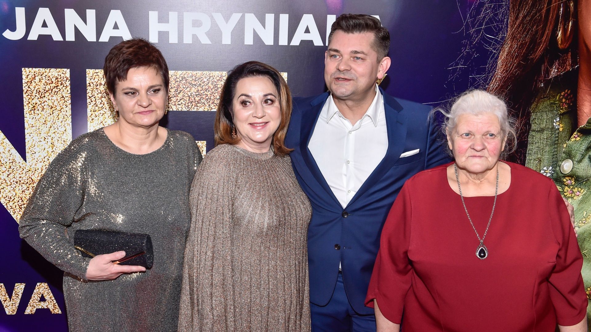 Jak mieszka mama Zenona Martyniuka? Warunki mogą wprawić w osłupienie