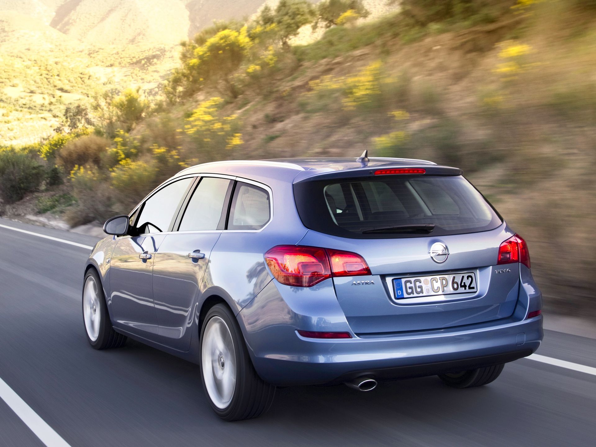 Opel Astra J