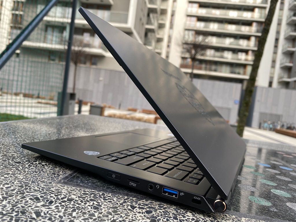 Hyperbook L14 Ultra: ultrabook z Białegostoku w akcji (test) 5