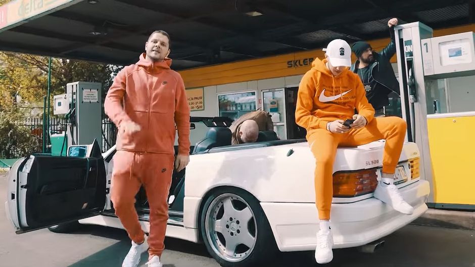 Kaz Bałagane i Kabe na planie klipu "Zegar"