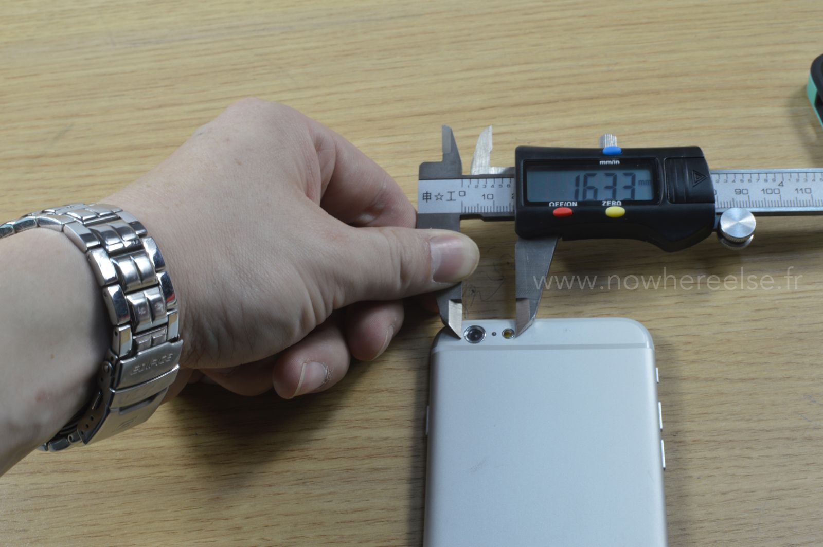 Wymiary i wygląd iPhone'a 6 ujawnione. Będzie tylko minimalnie mniejszy od LG G2? 25