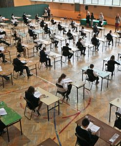 Egzamin ósmoklasisty: matematyka. Jakie były zadania? Uczniowie dzielą się emocjami