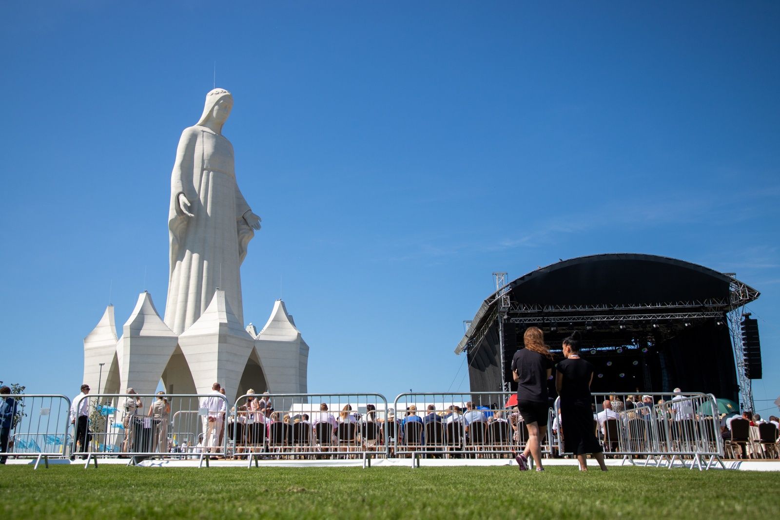 Poświęcenie monumentu Matki Bożej w Konotopiu