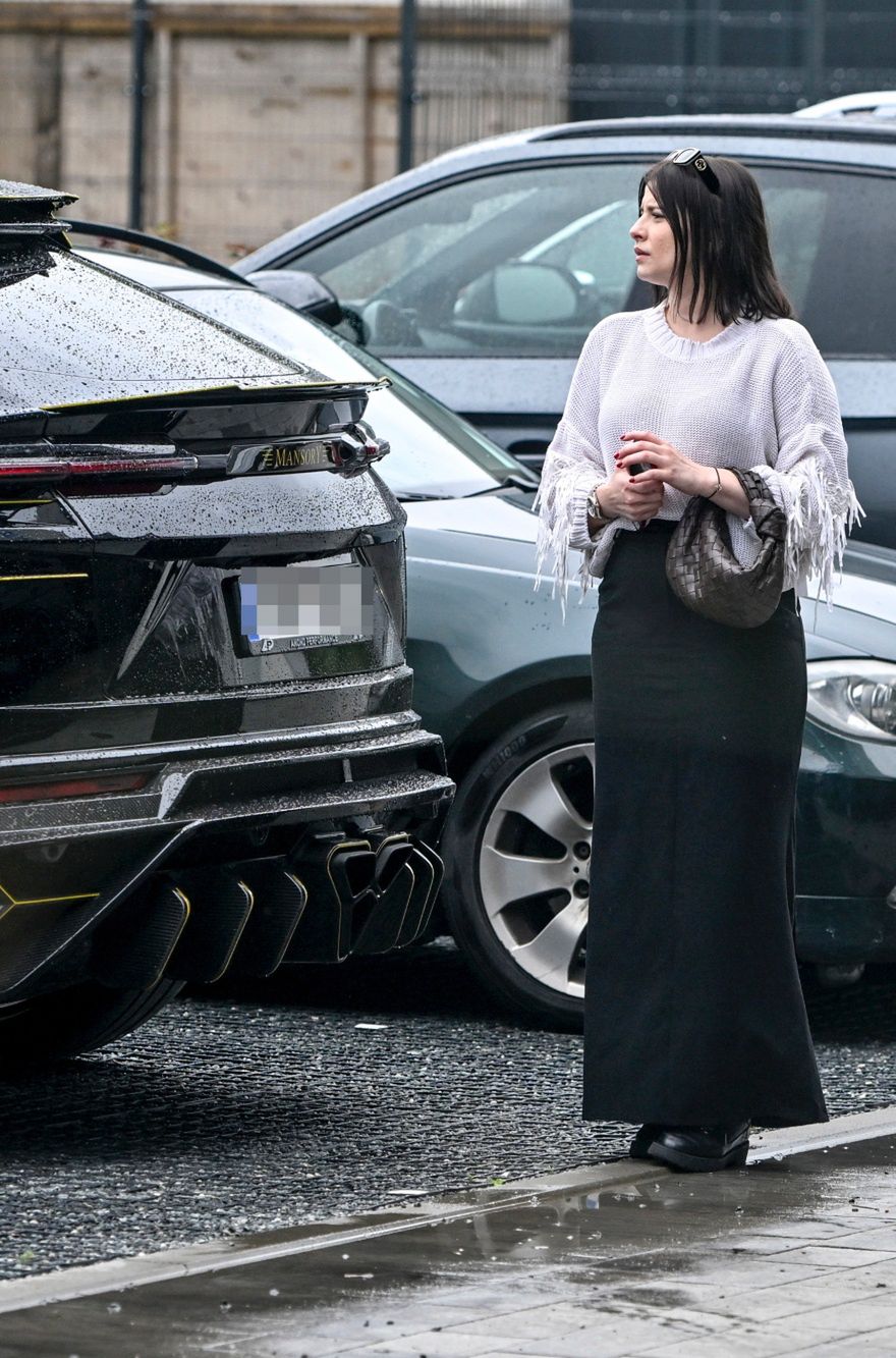 Joanna Jarmołowicz wozi się Lamborghini Urus
