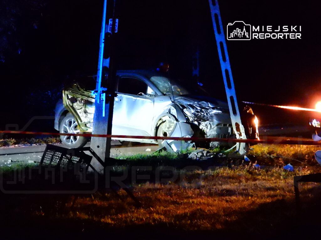 Wilanów: Pijany kierowca Toyoty wjechał w kilka latarni