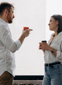 Mansplaining ma się dobrze. Ekspertki podzieliły się doświadczeniami