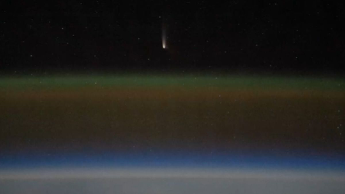 Astronauta zrobił zdjęcie komecie Tsuchinshan-ATLAS. 